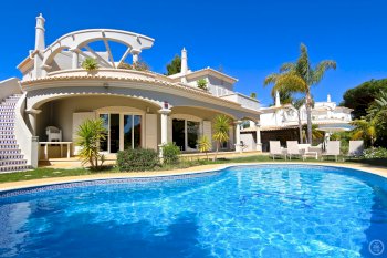 lux holiday villa rentals vilamoura