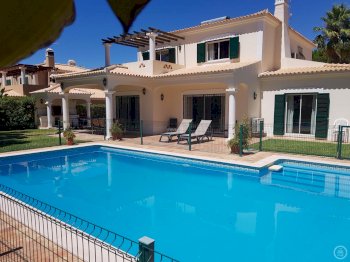 holiday lettings villas with private pool vilamoura